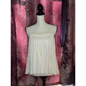 Max Azria sleeveless top Med Cream